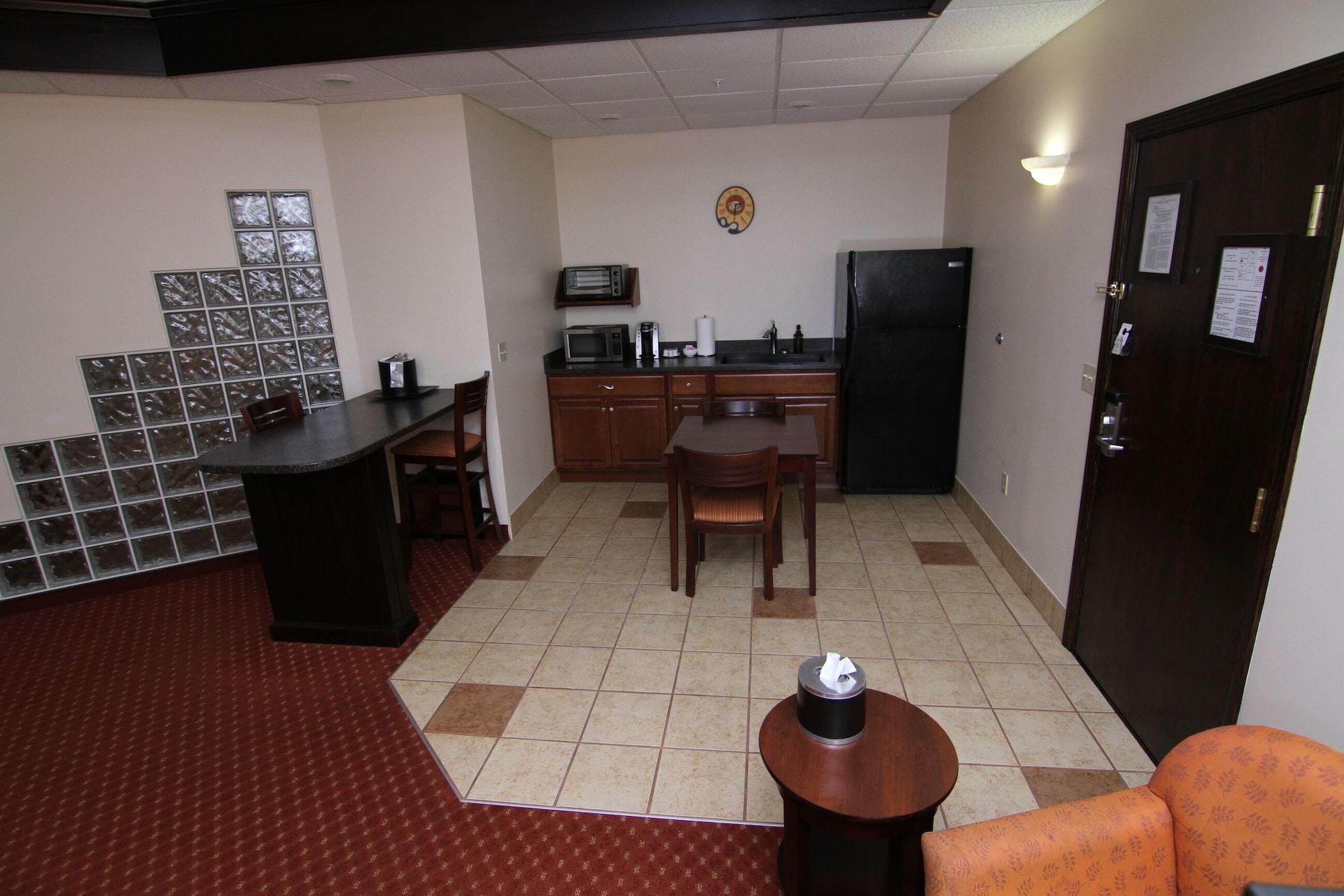 Best Western Plus Plattsburgh Esterno foto