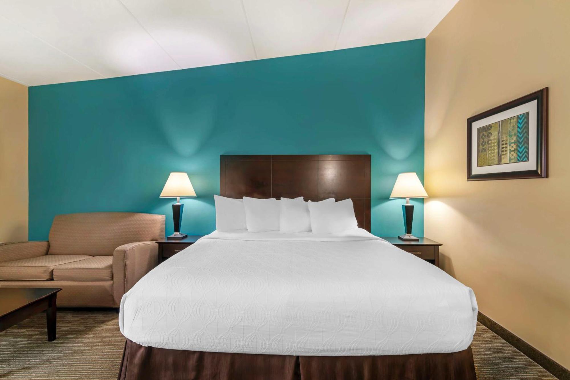 Best Western Plus Plattsburgh Esterno foto